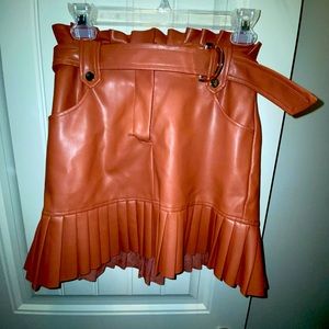 Brown leather Zara skirt. Size S
